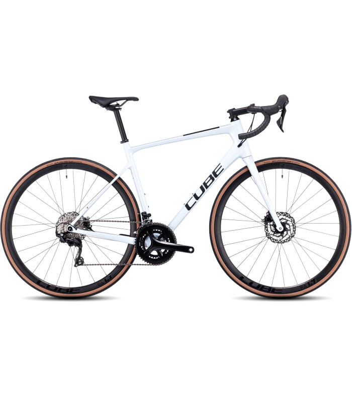 Vélo de route Cube Attain GTC Race flashwhite'n'black 2024
