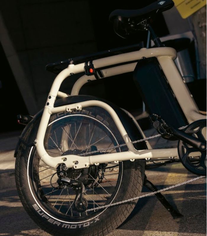 V.A.E. Elwing Ritmic Solo 2025