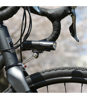 Système de fixation CatEye pour éclairage de fourche compatible Volt, SYNC Core, AMPP, Nano Shot, etc.