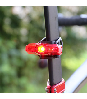 Kit d'éclairage vélo CatEye AMPP400S (avant) & VIZ100 (arrière)