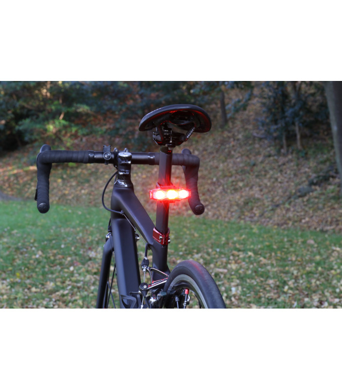 Éclairage arrière CatEye Viz450