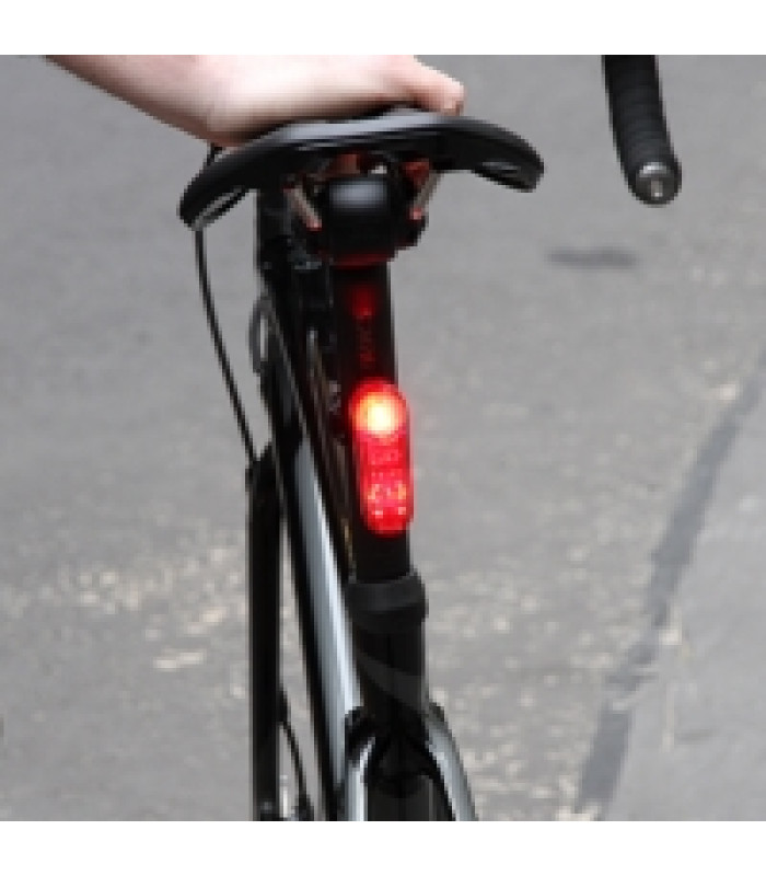 Éclairage Arrière CatEyeSYNC Kinetic 40/50 lm