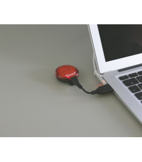 Éclairage Arrière LED Portable CatEye Wearable X