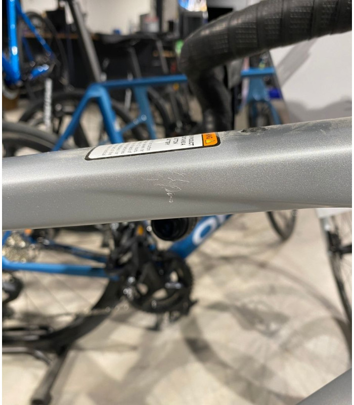 Vélo de route BMC Roadmachine 01 FOUR Reconditionné