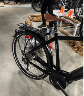 Vélo électrique Vélo de Ville AEB 890 CADRE FERMÉ Reconditionné