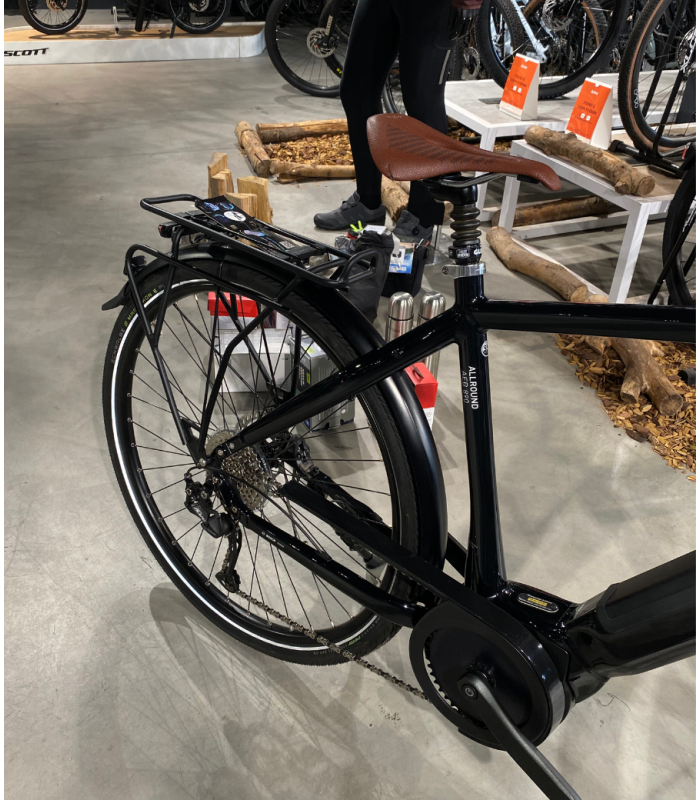 Vélo électrique Vélo de Ville AEB 890 CADRE FERMÉ Reconditionné