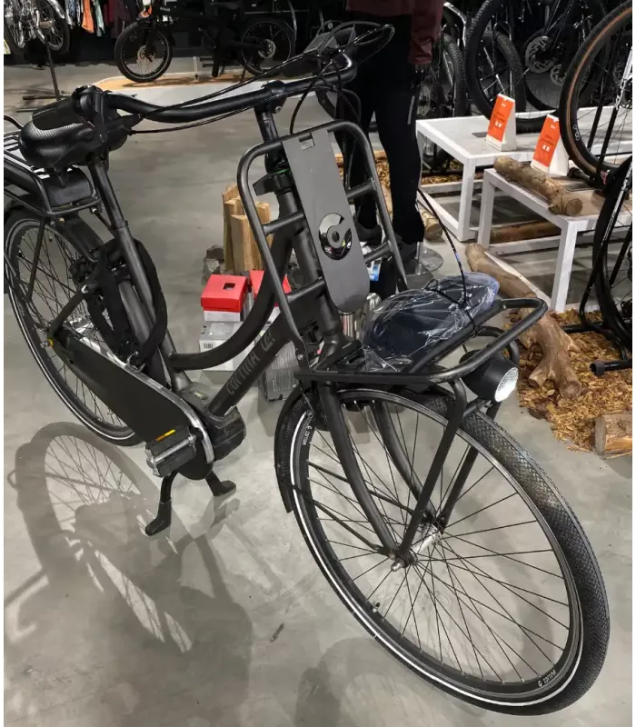 Vélo électrique Cortina E-U4 SOLID FEMME 50 ECLIPS BLACK MATT MHB7 Reconditionné