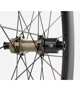 Roue arrière OQUO RP50LTD SHIMANO MS