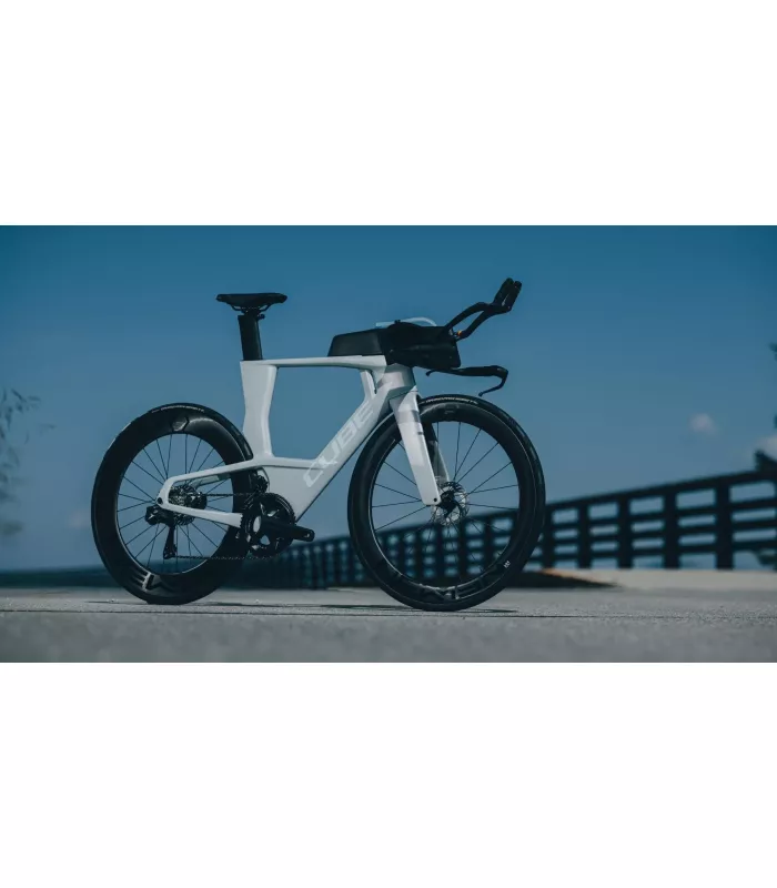 Vélo de triathlon Cube Aerium C:68X Race foggrey'n'white 2026