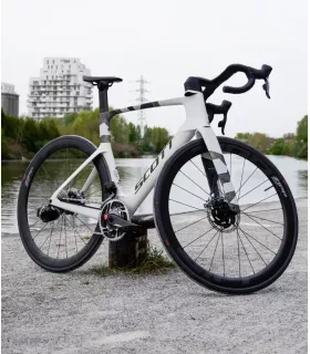 Vélo de route Scott Foil RC Team 2025