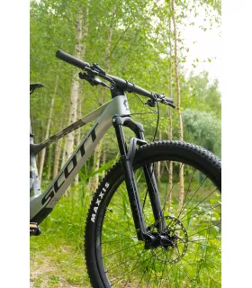 VTT Scott Spark RC Comp 2025