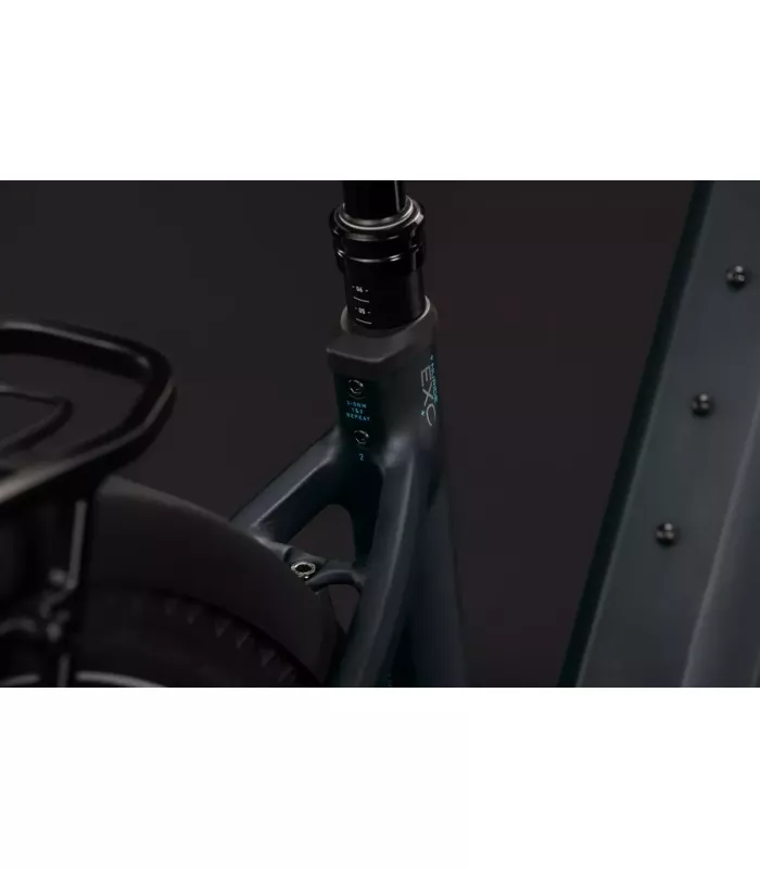 Vélo Tout Chemin électrique Cube Nuride Hybrid EXC 800 2027