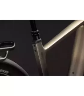 Vélo Tout Chemin électrique Cube Nuride Hybrid ONE11 HPC SLX 800 2027