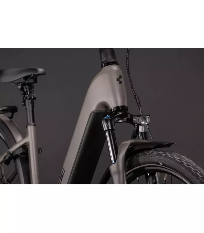 Vélo Tout Chemin électrique Cube Kathmandu Hybrid ONE 800 2027