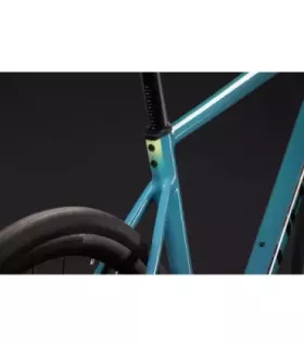 Vélo de route Cube Attain Pro 2027