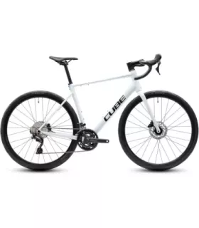 Vélo de route Cube Attain Race 2027