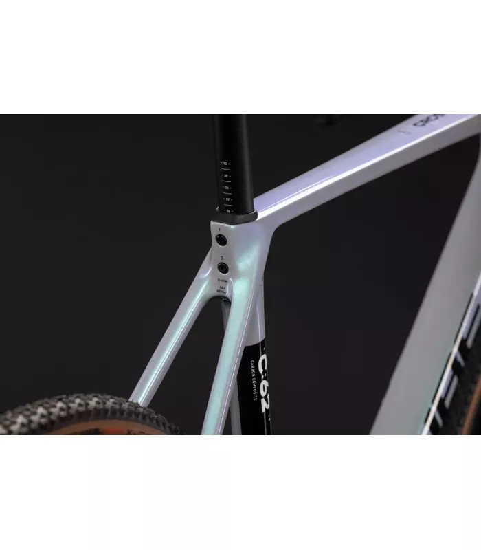 Vélo de route Cube Cross Race C:62 Pro 2027
