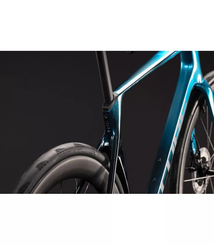 Vélo de route Cube Agree C:62 Race 2027