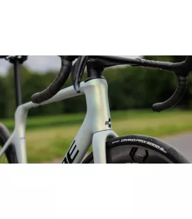 Vélo de route Cube Agree C:62 SLT 2027