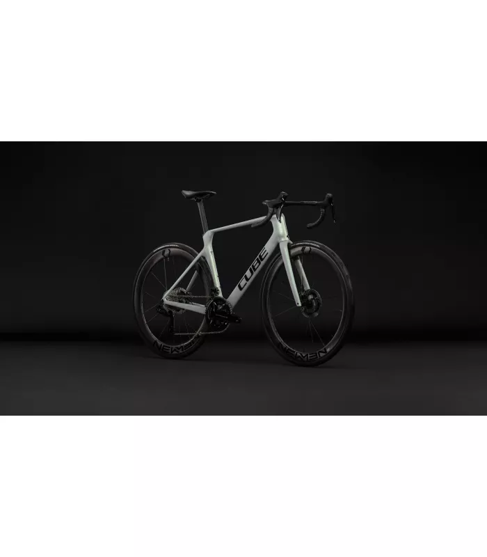 Vélo de route Cube Agree C:62 SLT 2027