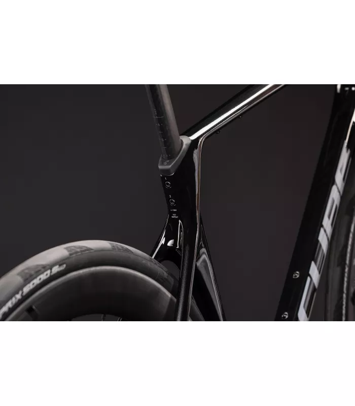 Vélo de route Cube Agree C:62 SLT AXS 2027