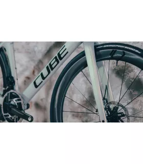 Vélo de route Cube Agree C:62 SLT AXS 2027