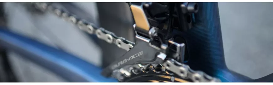 Entretien vélo route : les bons réflexes pour rouler mieux, plus longtemps