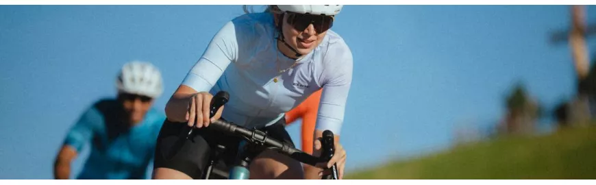 Guide d’achat : comment choisir un vélo de route femme