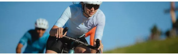Guide d’achat : comment choisir un vélo de route femme